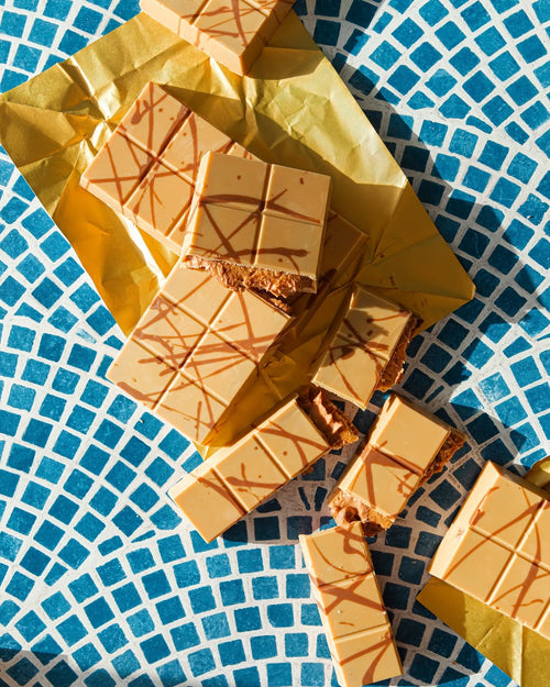 Melt Dubai Chocolate: Caramelized Pecan Biscuit Crunch